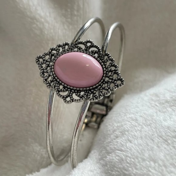 Vintage Pink Stone Silver Toned Hinged Bangle Bracelet - Picture 5 of 6
